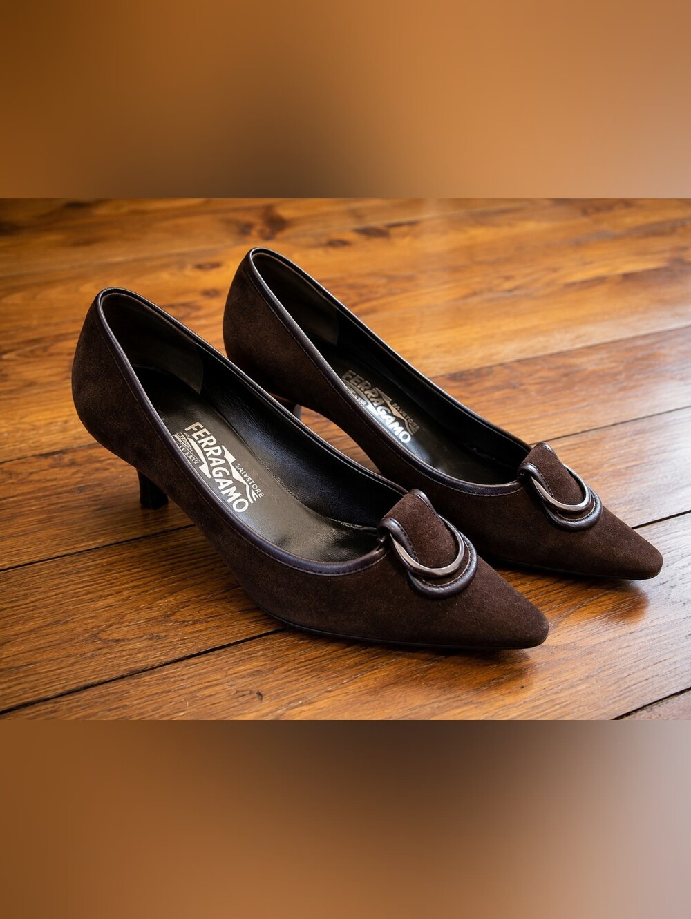 Authentic Salvatore Ferragamo Rasia Brown Suede Kitten Heel Women's Size 8.5